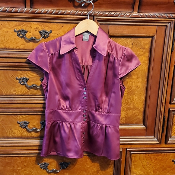 ANN TAYLOR magenta satin blouse 2P - Picture 4 of 5